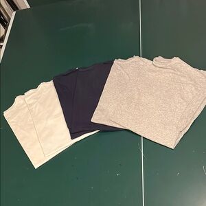 6x Hanes Classic Pocket Tees
